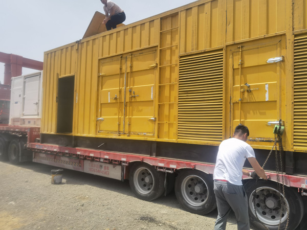 蠡县发电机出租100KW发电机需要什么规格的电缆线？