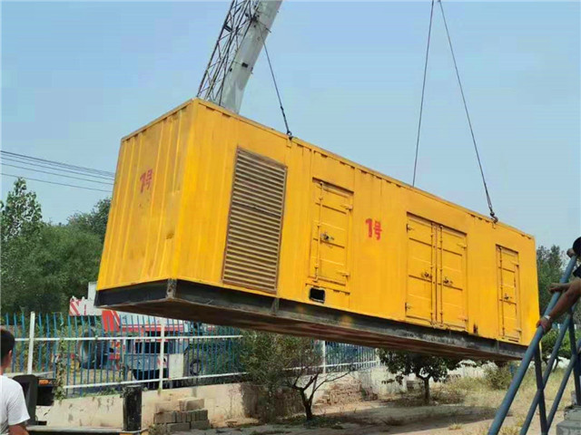 蠡县300KW柴油发电机组油耗是多少？