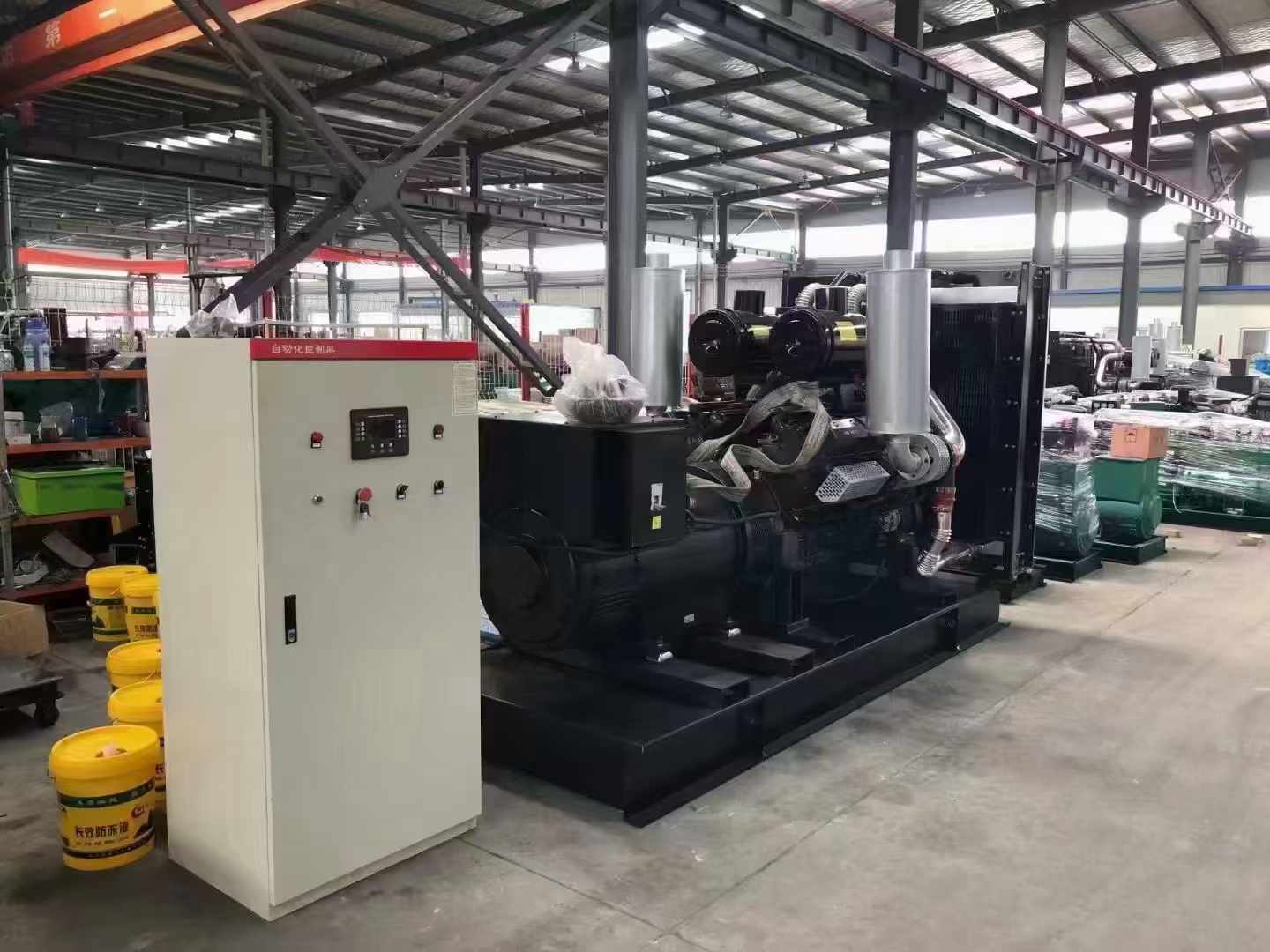 蠡县柴油发电机运行时的噪音和振动水平如何?